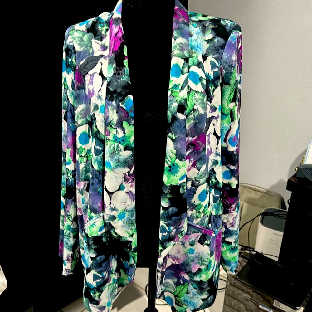 Trendy Blazer….